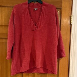 EUC! Women’s size M, J. Jill Vibrant Burgundy V-Neck Sweater, 3/4 Sleeves!